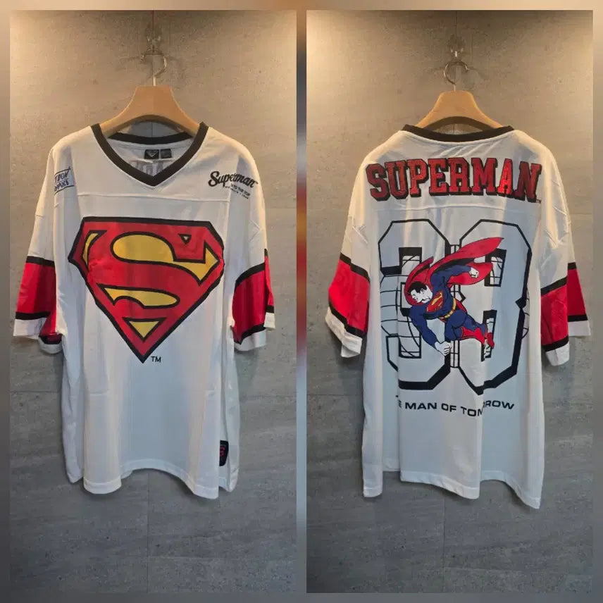 [BUNJANG] Superman Action Comics Jersey T-Shirt / 초래어. 슈퍼맨. 액션 코믹스. 져지 반팔티.