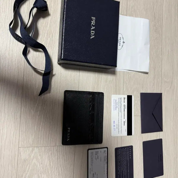 [BUNJANG] Prada Saffiano Card Holder / 프라다 카드지갑 판매합니다.