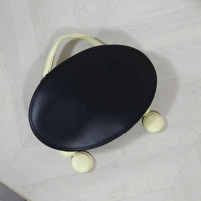 [BUNJANG] Bambole Black Yellow Circle Strap Shoulder Bag / 밤볼레 블랙 옐로우 서클 스트랩 숄더백
