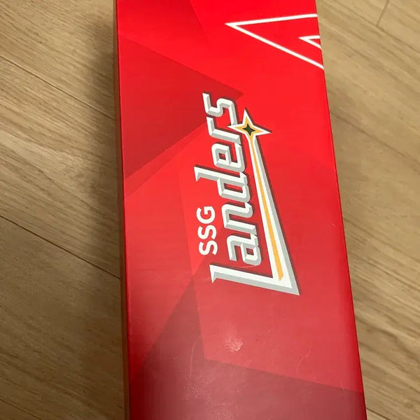 [BUNJANG] SSG Red Light Official Light Stick / ssg 레드 라이트 응원봉 정가양도