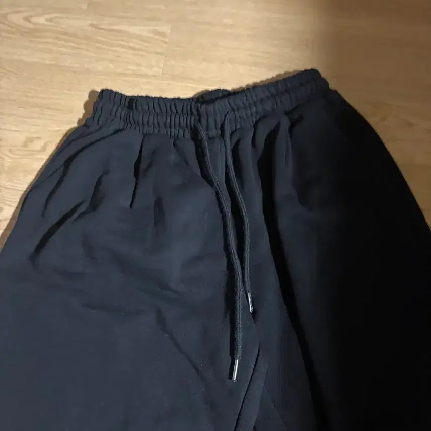 [BUNJANG] Comme des Garçons x HAZZYS Bermuda Sweatpants Bundle / 꼼데가르송 반팔,해지스 반팔 버뮤다 스웻팬츠 버뮤다 팬츠 판매