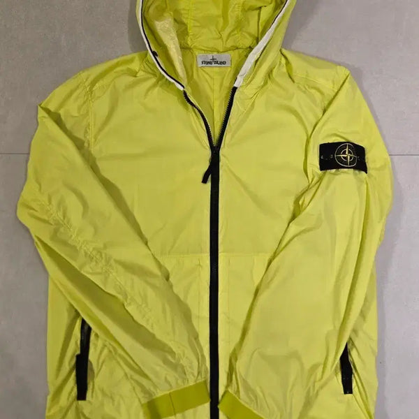 [BUNJANG] Stone Island Nylon Skin Touch Windbreaker Fluorescent / 정품 스톤아일랜드 나일론 스킨터치 바람막이 형광컬러
