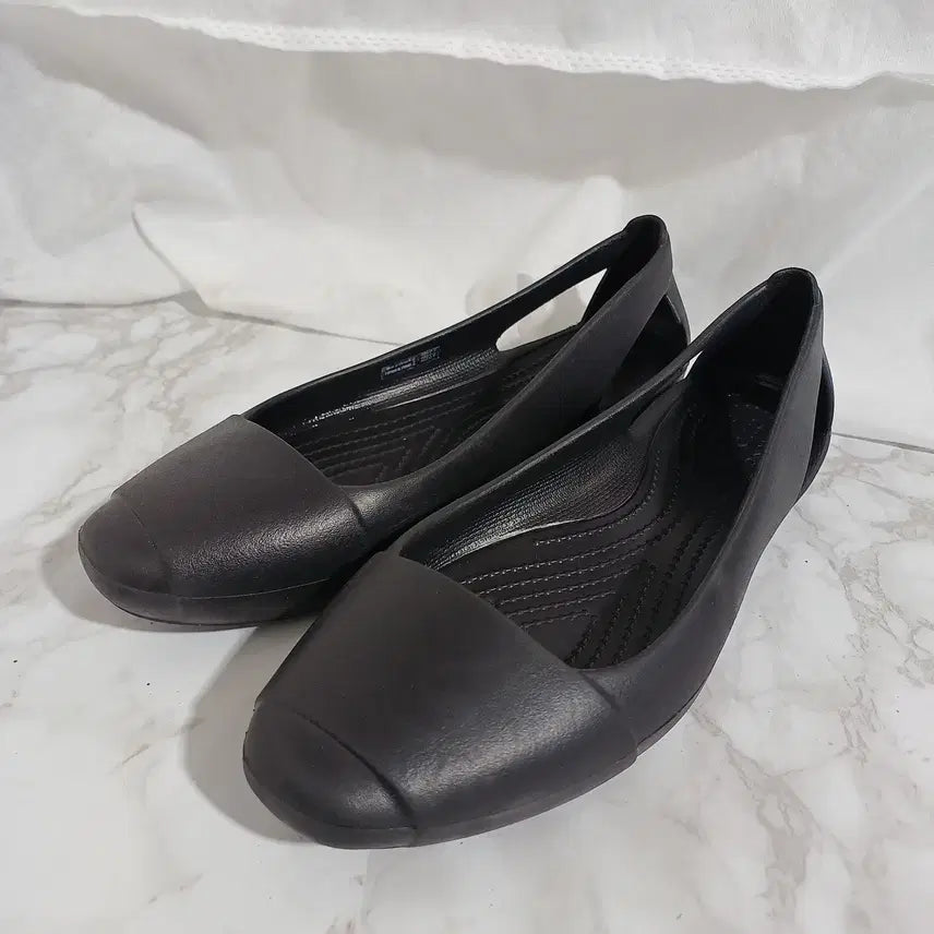 [BUNJANG] Crocs Cardi Pumps Flat Shoes US W7 / 여성 크록스 카디 펌프스 플랫슈즈  240 (26D341)