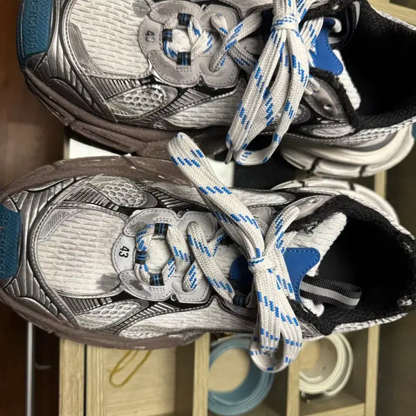 [BUNJANG] Balenciaga 3XL White Blue Dirty Version Sneaker (Size 43) / 발렌시아가 3xl 화이트 블루 (더티버전) 43사이즈