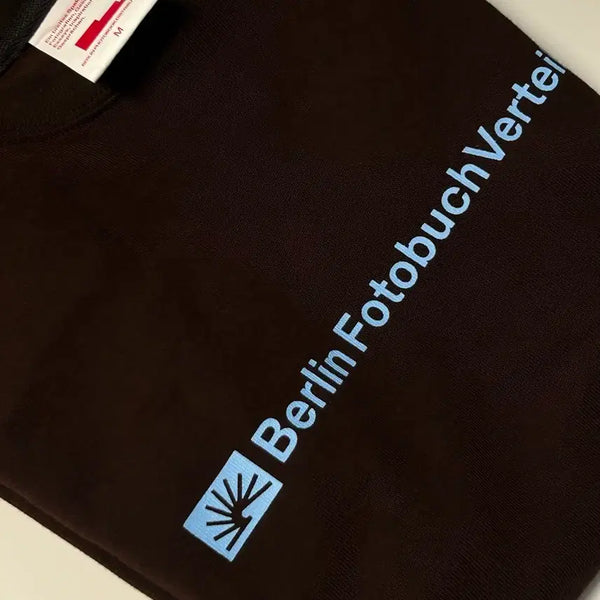 [BUNJANG] Distribution Berlin T-Shirt Brown / 베를린포토북디스트리뷰션 티셔츠 브라운