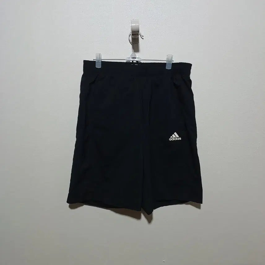 [BUNJANG] Adidas Men's Shorts 100 (26A1901) / 아디다스 남성 반바지 100 (26A1901)