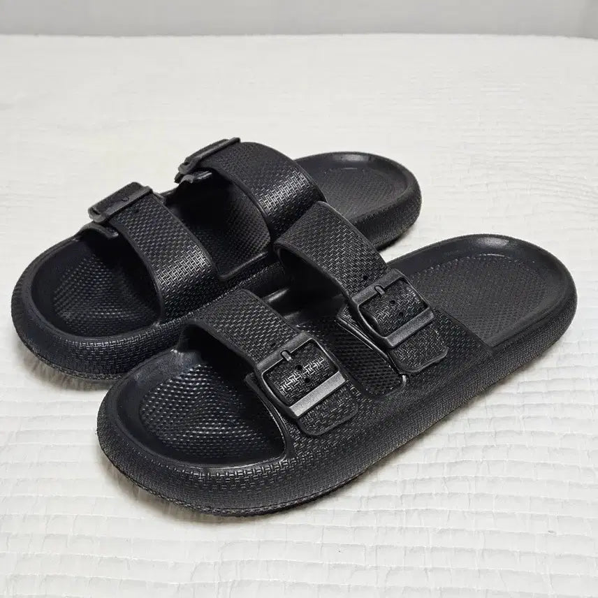 [BUNJANG] EVA Cushioning Clogs Waterproof Sandals (Size 260-270) / EVA쿠셔닝 샌들 260~270 크록스st  클로그 방수 슬리퍼 해수욕장 수영장 신발