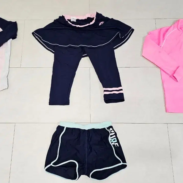[BUNJANG] Children's Swimwear and Aqua Shoes Bundle / 아동 수영복 아쿠아 슈즈 등