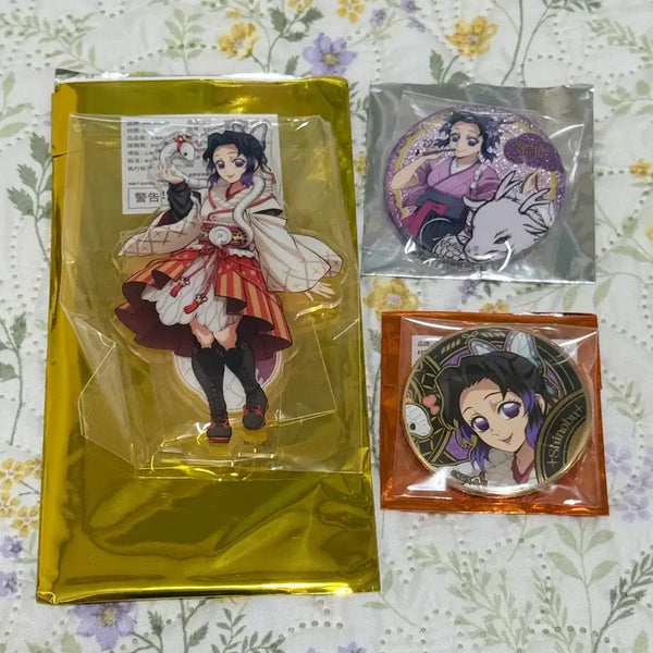 [BUNJANG] Demon Slayer Shinobu Kocho Year of the Snake Acrylic Stand & Badges / 귀멸의 칼날 코쵸우 시노부 아크릴 스탠드 뱃지 뱀의 해 유포테이블