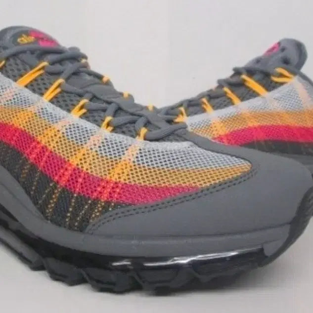 [BUNJANG] Nike Air Max 95 Dynamic Flywire Sneakers / 나이키 에어맥스95 다이나믹 플라이와이어 275
