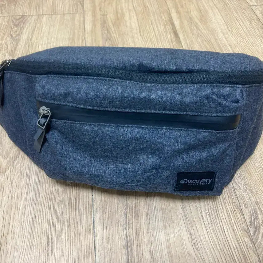 [BUNJANG] Discovery Expedition Hip Pack / 디스커버리 익스페디션 힙색
