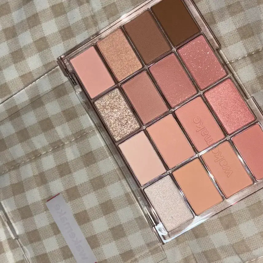 [BUNJANG] WAKEMAKE Soft Blurring Eye Palette 08 Candy Coral Blurring / 웨이크메이크 소프트 블러링 아이팔레트 08 캔디코랄블러링 캔코블