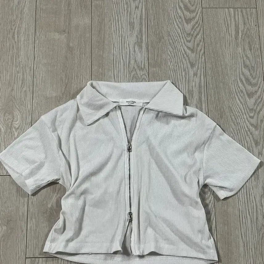 [BUNJANG] White Ribbed Zip-Up Crop Top / 화이트 골지 집업 크롭탑