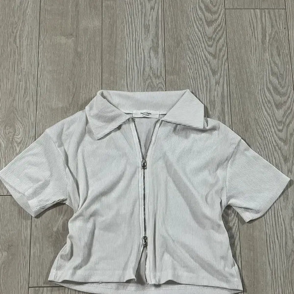 [BUNJANG] White Ribbed Zip-Up Crop Top / 화이트 골지 집업 크롭탑