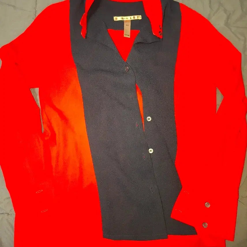 [BUNJANG] Costume National Color Block Blouse Red Charcoal Size 55 / [CoSTUME NATIONAL/55] 코스튬내셔널 레드 배색 셔츠 블라우스