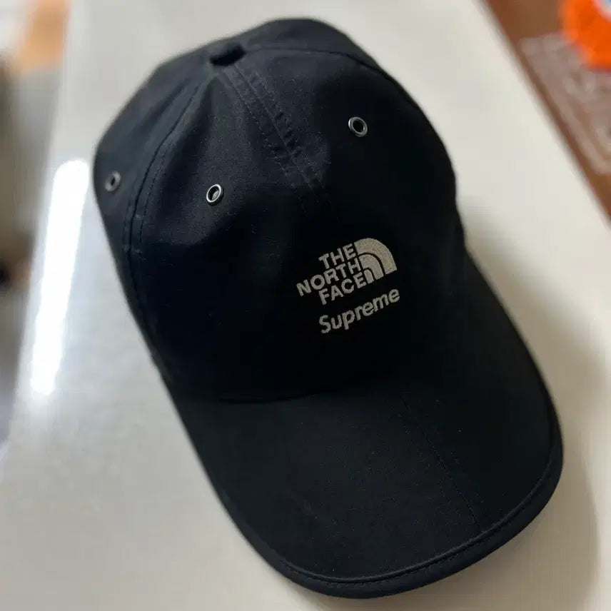 [BUNJANG] Supreme x The North Face 6-Panel Cap Hat / 슈프림x노스페이스 6패널 캡 모자