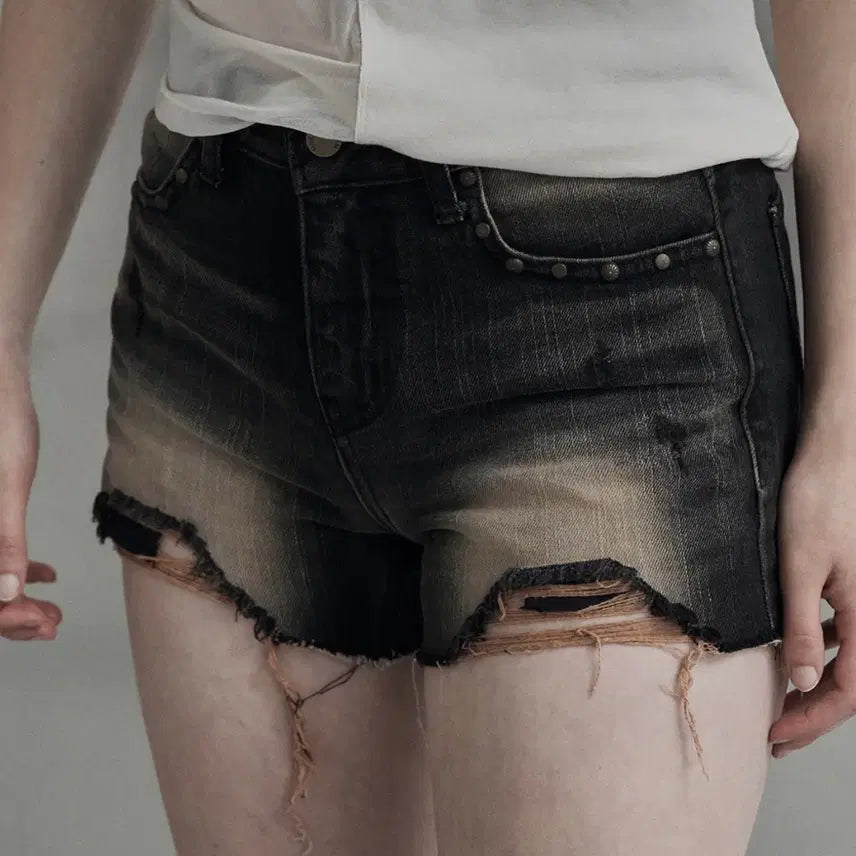 [BUNJANG] MneM Stud Damage Short Pants Black S / 므넴 스터드 데미지 숏 팬츠 블랙 s