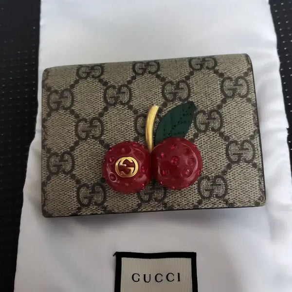 [BUNJANG] Gucci GG Pattern Cherry Zip Around Wallet / 구찌 지갑