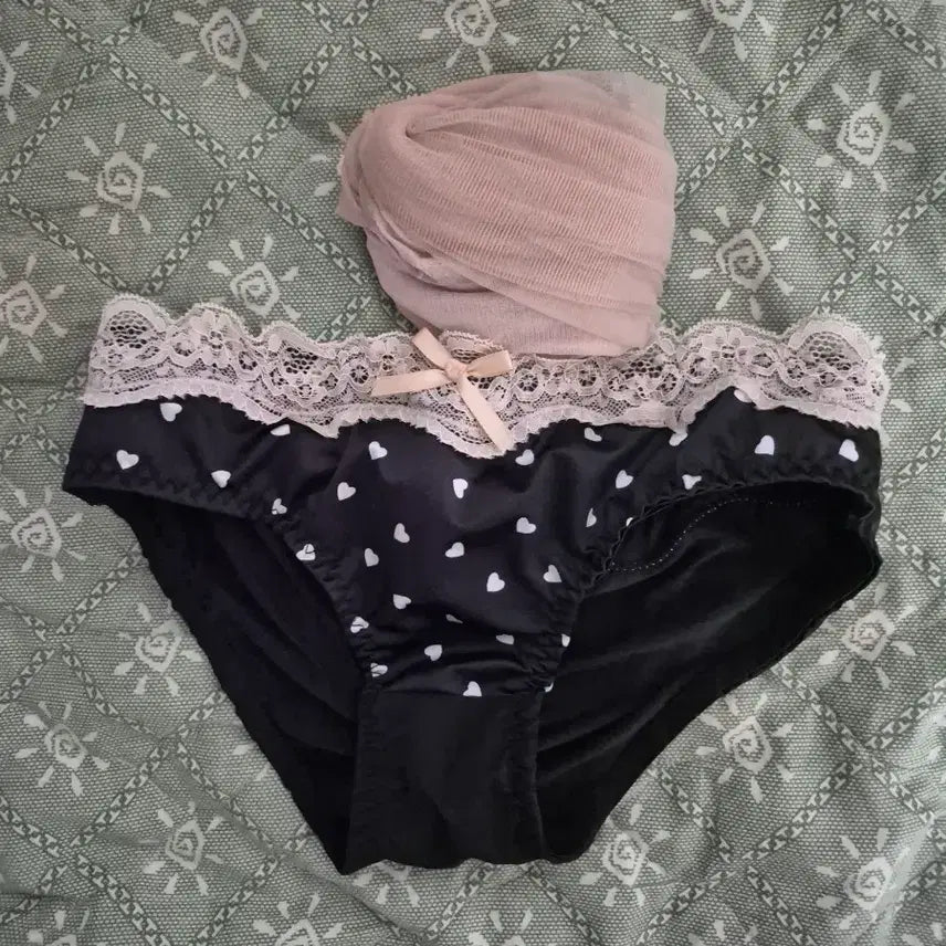[BUNJANG] Used Coffee Color Pantyhose with Heart Pattern Lace / 중고 여성여자팬티 커피색 스타킹