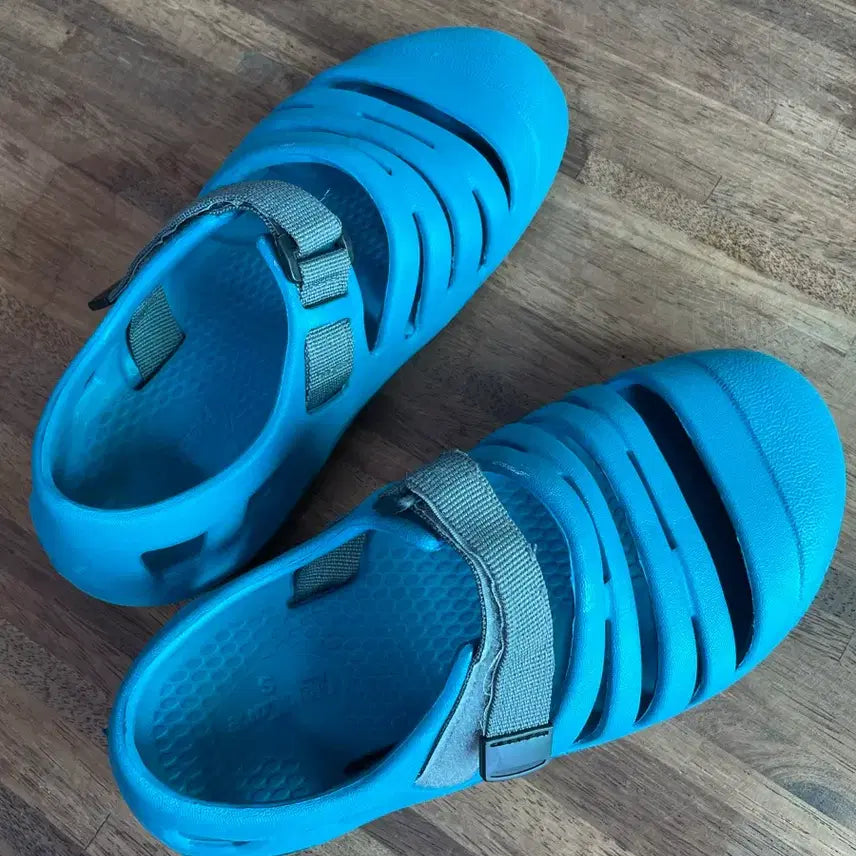 [BUNJANG] FieldCore Aqua Blue Water Sandals Unisex Size S (245-250) / [무배] 필드코어 아쿠아 블루 워터 샌들 S (245-250) 남녀공용