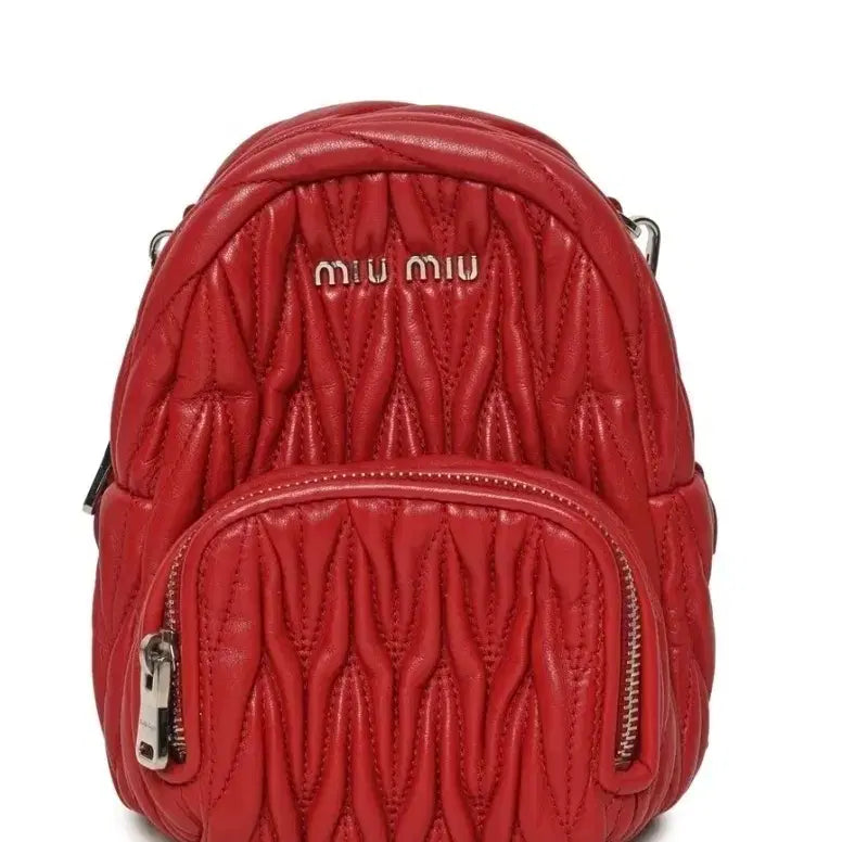 [BUNJANG] Miu Miu Matelassé Quilted Leather Mini Chain Backpack Red / 미우미우 마테라세 백팩 레드