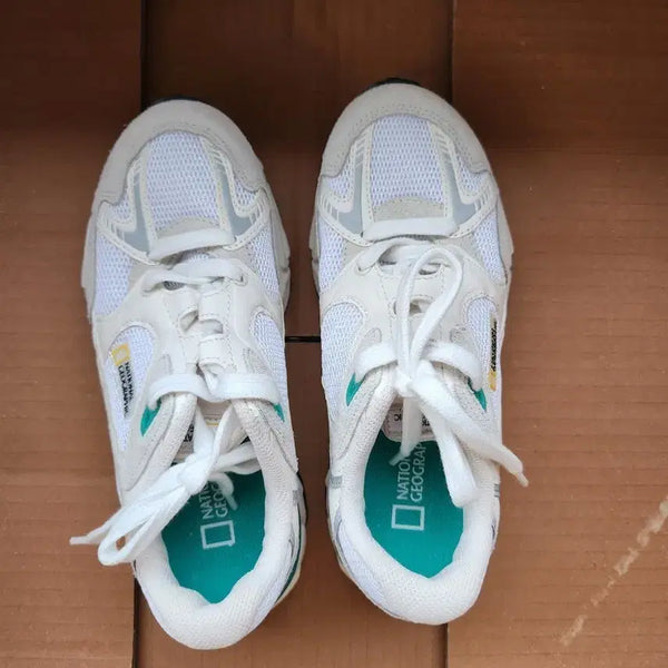 [BUNJANG] National Geographic White Sneakers (US 5) / 내셔널지오그래픽 스니커즈 화이트 230