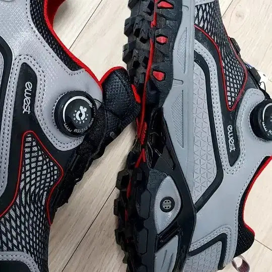 [BUNJANG] E-West Safety Shoes (245) / 안전화 (245) 새거