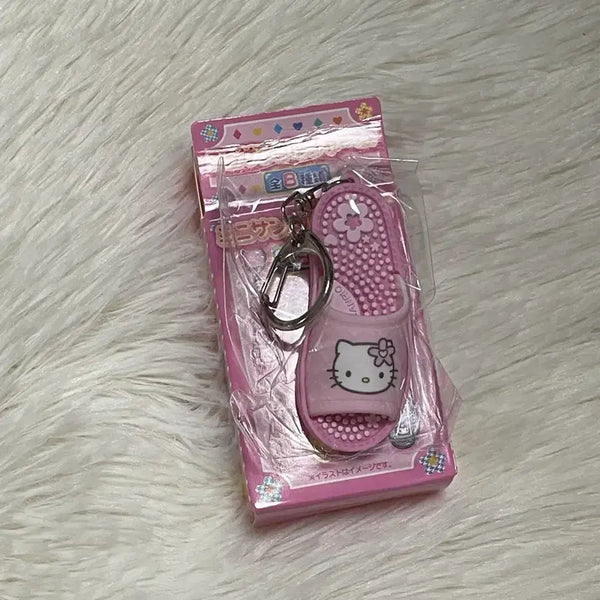[BUNJANG] Sanrio Hello Kitty Kaohana Slipper Keychain / 산리오 키티 카오하나 슬리퍼 신발 키링