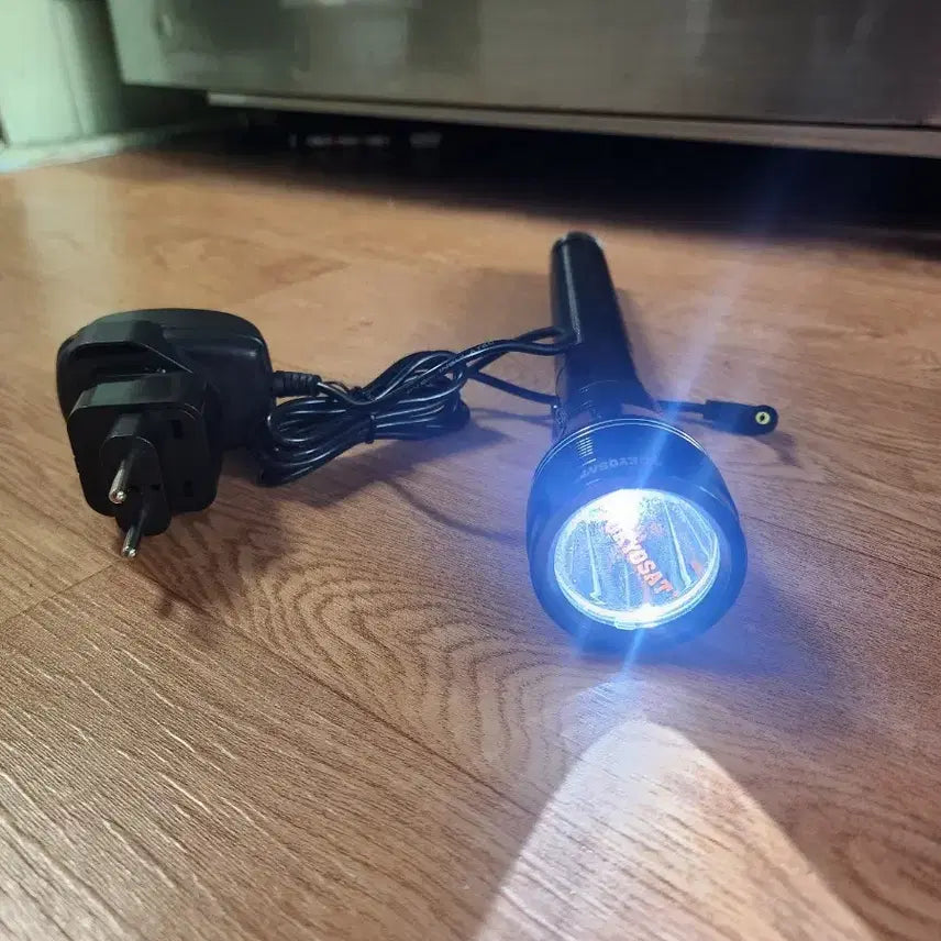 [BUNJANG] Waterproof Rechargeable Lantern (New) / 방수 랜턴 충전식 왜국제품 새제품 미사용