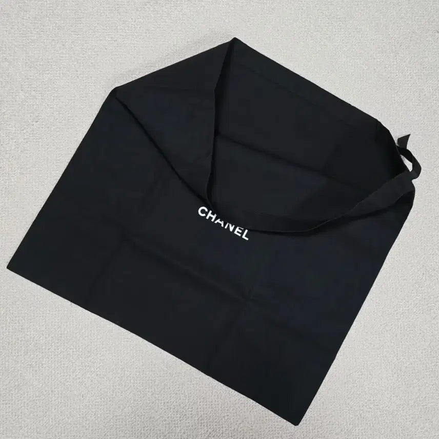 [BUNJANG] Chanel Large Dust Bag / *가방용* 샤넬 더스트백 (54.5x51.5)