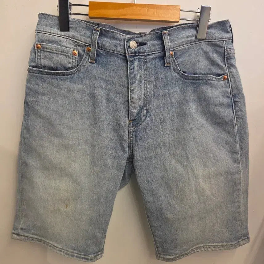 [BUNJANG] Levi's 405 Denim Shorts Light Blue / 리바이스 405 데님 반바지 라이트 블루