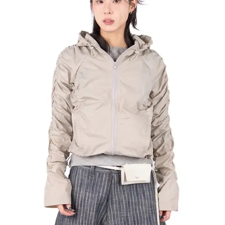 [BUNJANG] Lit Kim Cropped Shirring Jacket Beige / 릿킴 크롭 셔링 자켓 베이지 새상품