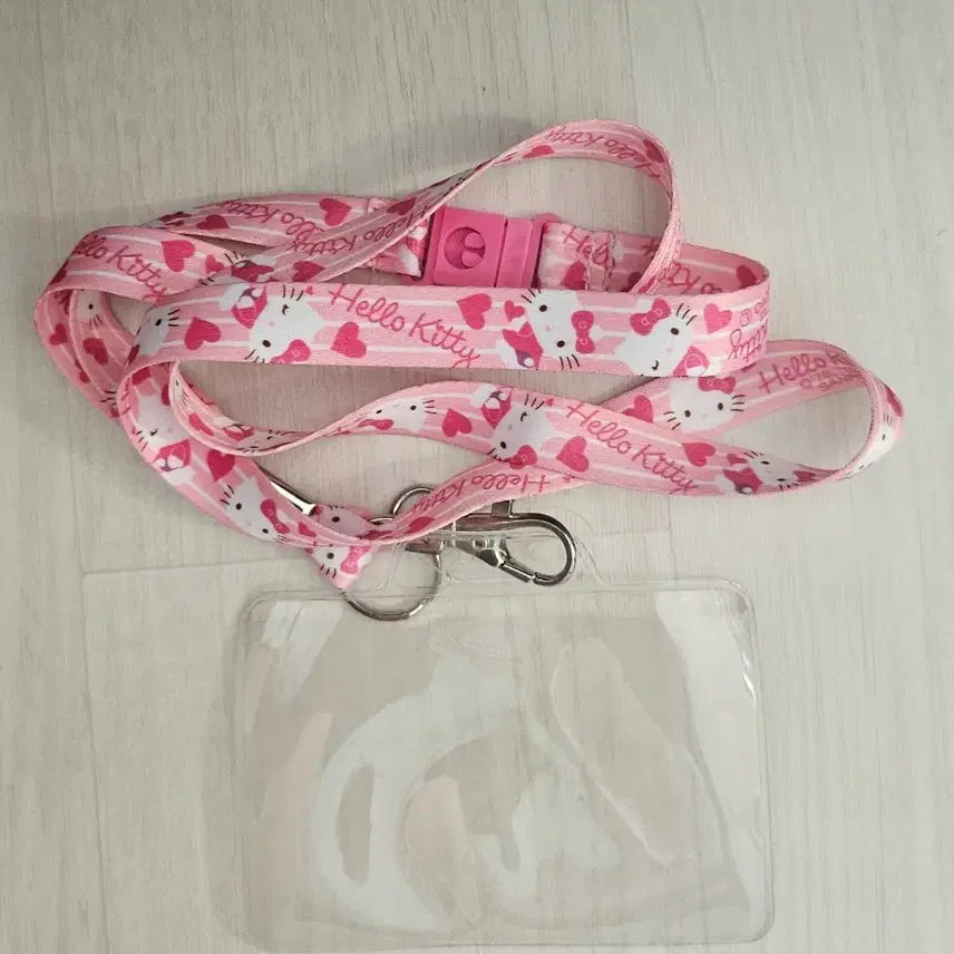 [BUNJANG] Hello Kitty Necklace Card Strap Holder / 헬로키티 목걸이 카드 스트랩