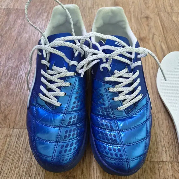 [BUNJANG] Umbro Revenge Premium Plus TF 250mm Soccer Cleats / 엄브로 리벤지 프리미엄 플러스 TF 250mm 2회 착용