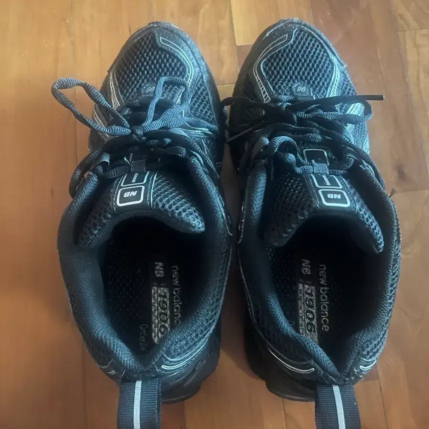 [BUNJANG] New Balance 1906R Black Sneakers (270) / 뉴발란스 1906R 블랙 운동화 270