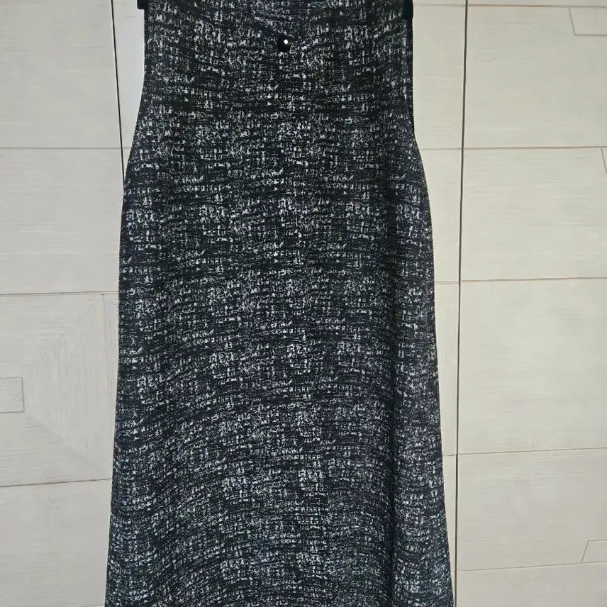 [BUNJANG] Beaded Pleated Vest / 비즈 플리츠 조끼