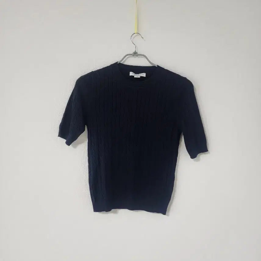 [BUNJANG] Black Cable Knit Short Sleeve Sweater / 블랙 케이블 니트 반팔