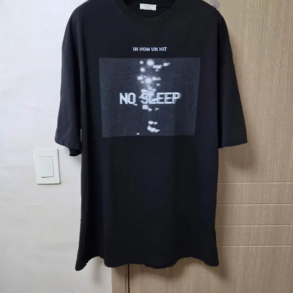[BUNJANG] Innomonit Black T-Shirt L (105) / 이놈어닛 블랙 반팔 L  105