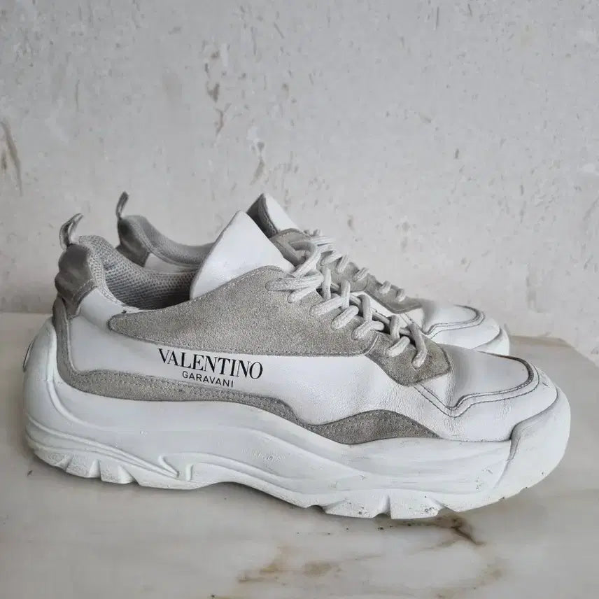 [BUNJANG] Valentino Garavani Gumboy Suede Sneakers EU 41 / (정품인증완료) 발렌티노 검보이 스니커즈 41(260)
