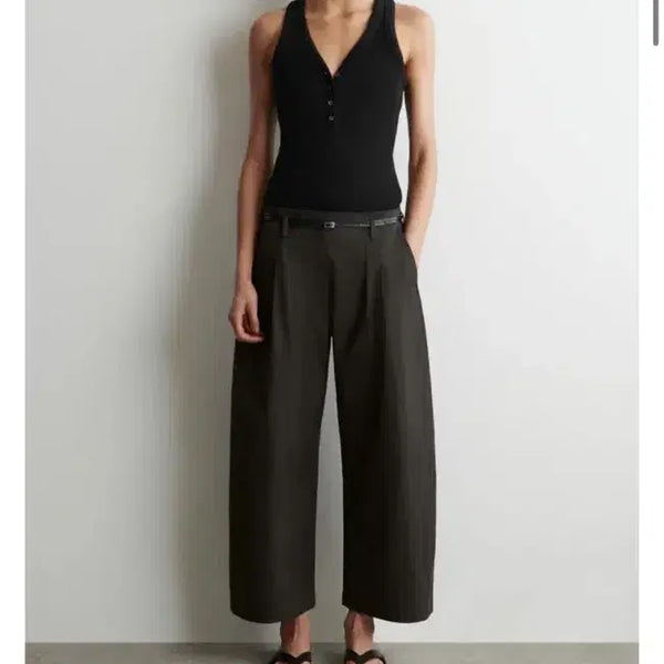 [BUNJANG] COS Pleated Cotton Balloon Leg Trousers Dark Green / 가격내림 (택O 새제품) 코스 플리티드 코튼 벌룬 레그 트라우저 다크 그린 32