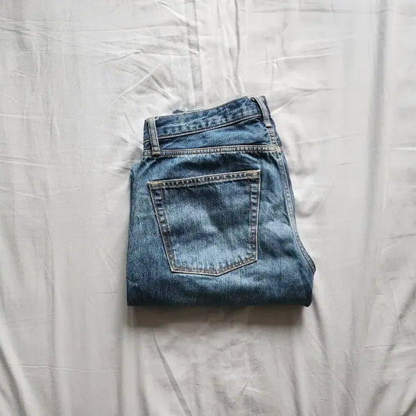 [BUNJANG] Uniqlo Regular Straight Fit Jeans Size 34 / 유니클로 레귤러 스트레이트핏 청바지 34사이즈
