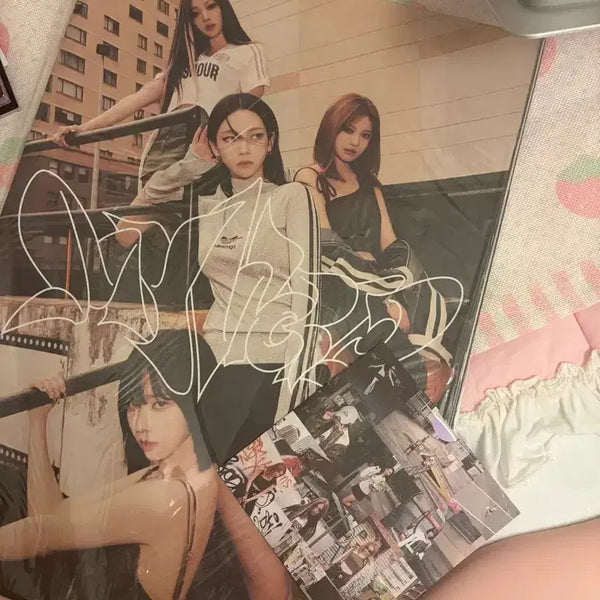 [BUNJANG] Aespa MY WORLD Album Spicy MY WORLD / 에스파 myworld 앨범 스파이시 마이월드 포토북 aespa