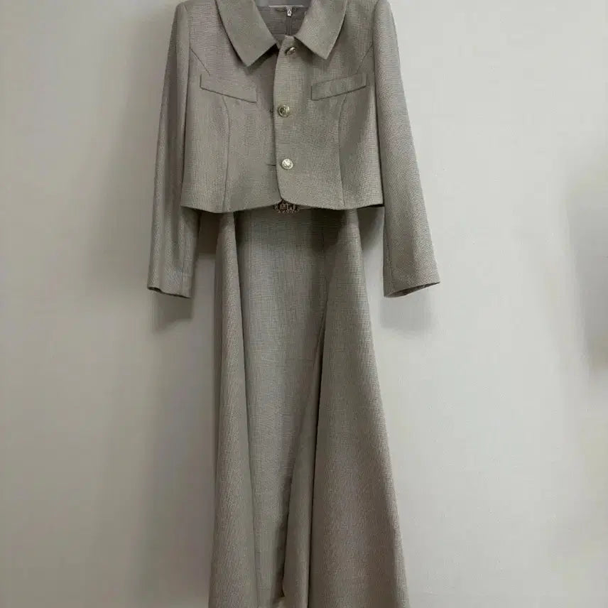 [BUNJANG] MICHAA Jacket and Skirt Set (Size 55) - Light Grey / 미샤 자켓 스커트 세트 55