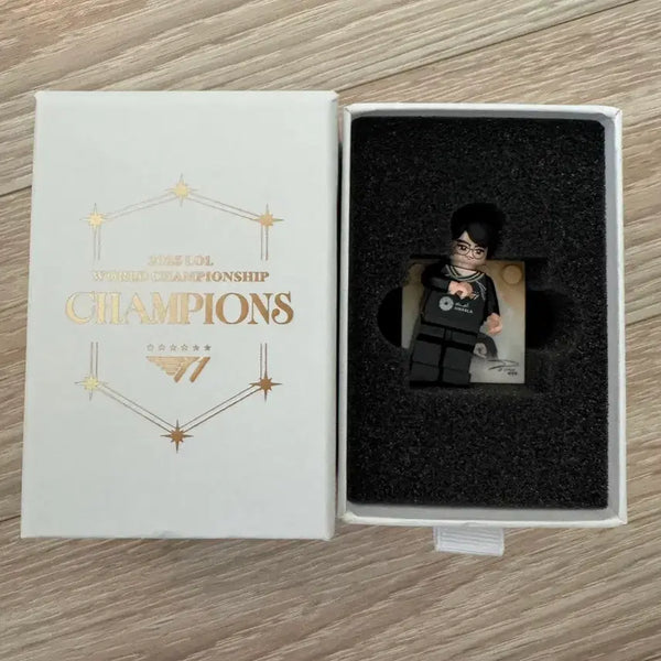 [BUNJANG] T1 2025 Worlds Championship Commemorative Doran Lego / T1 티원 2025 월즈 우승기념 레고 도란