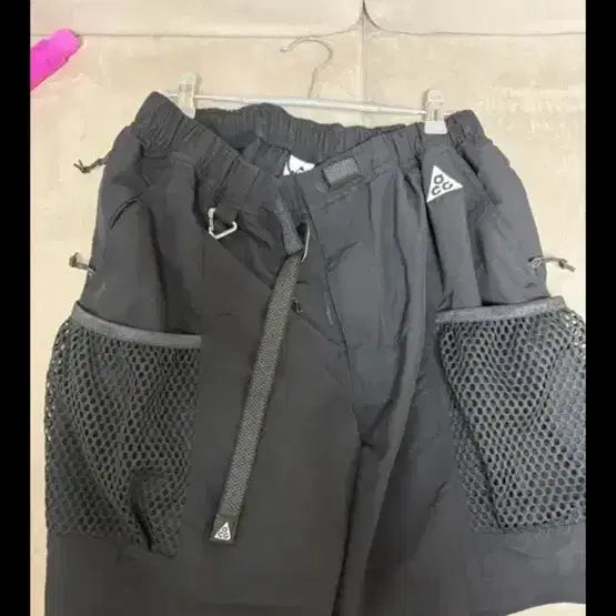 [BUNJANG] Nike ACG Snowgrass Mesh Cargo Shorts Black / 나이키 ACG 스노우그라스 메쉬 카고 쇼츠 블랙