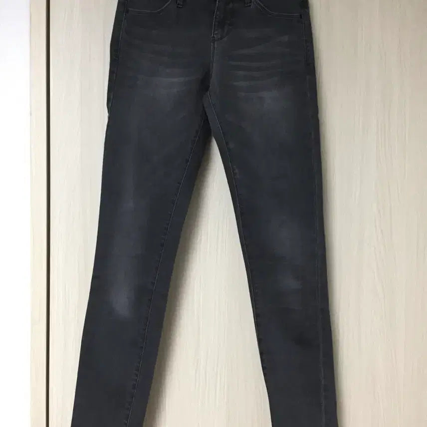 [BUNJANG] Uniqlo Grey Washed Skinny Jeans / [새상품] 유니클로 그레이 워싱 스키니진