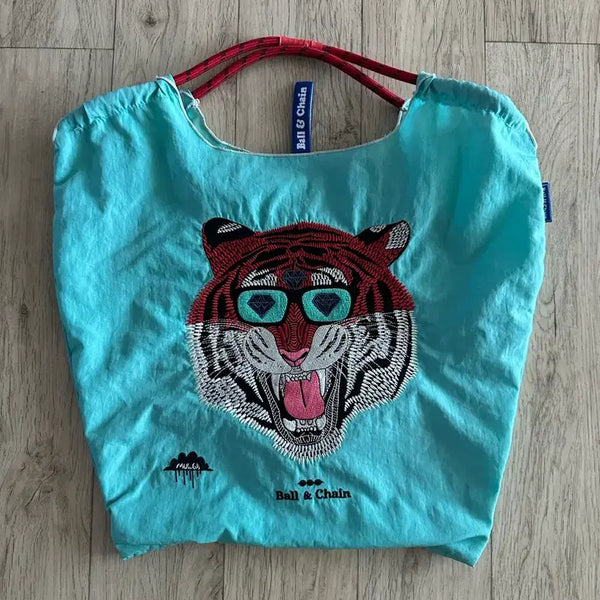 [BUNJANG] Ball & Chain Tiger Embroidery T-Shirt Sky Blue / Ball & Chain 볼앤체인 타이거 자수 티셔츠 스카이블루