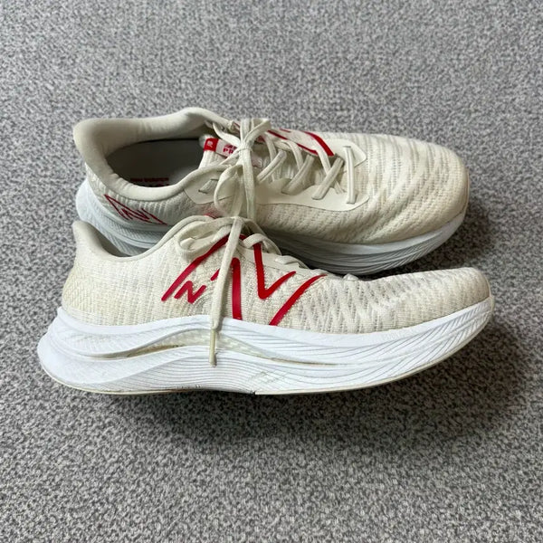 [BUNJANG] New Balance FuelCell Propel v4 Running Shoes 270 Ivory / [정가 14만원] 뉴발란스 퓨어셀 프로펠 러닝화 V4 270