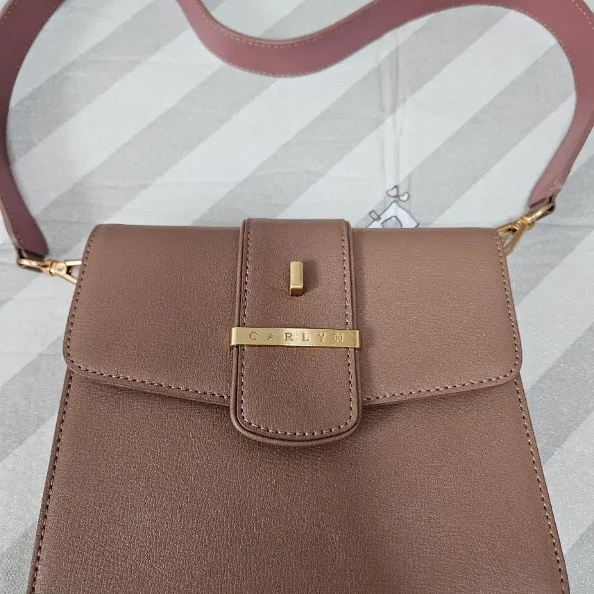 [BUNJANG] Carlyn New Hester Beige Bag / 칼린 뉴헤스터 베이지 백