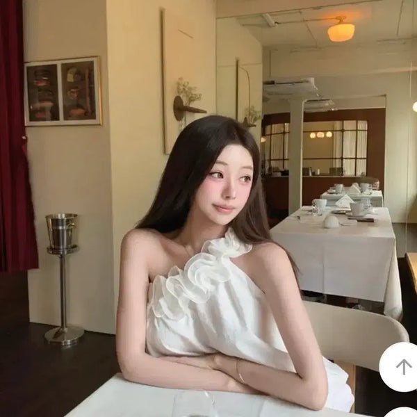 [BUNJANG] Muse Flower Shoulder Top - Black Rose One-Shoulder Blouse / [블랙] 아카시화 뮤즈 플라워 숄더탑 블랙 원숄더 장미 블라우스